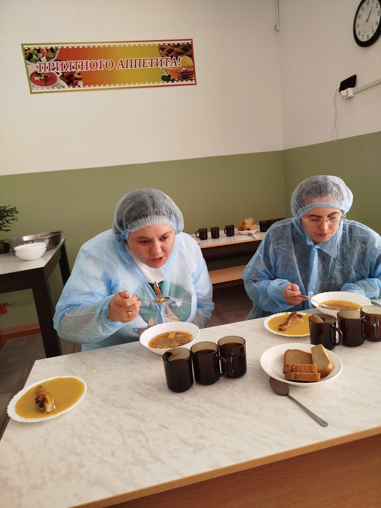 Изображения столовой.